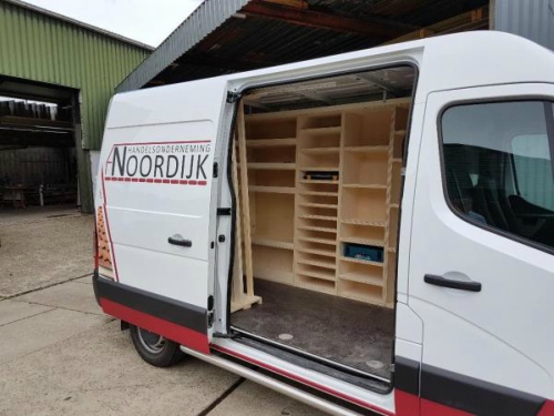 Bedrijfsbus inrichting zelf maken 5