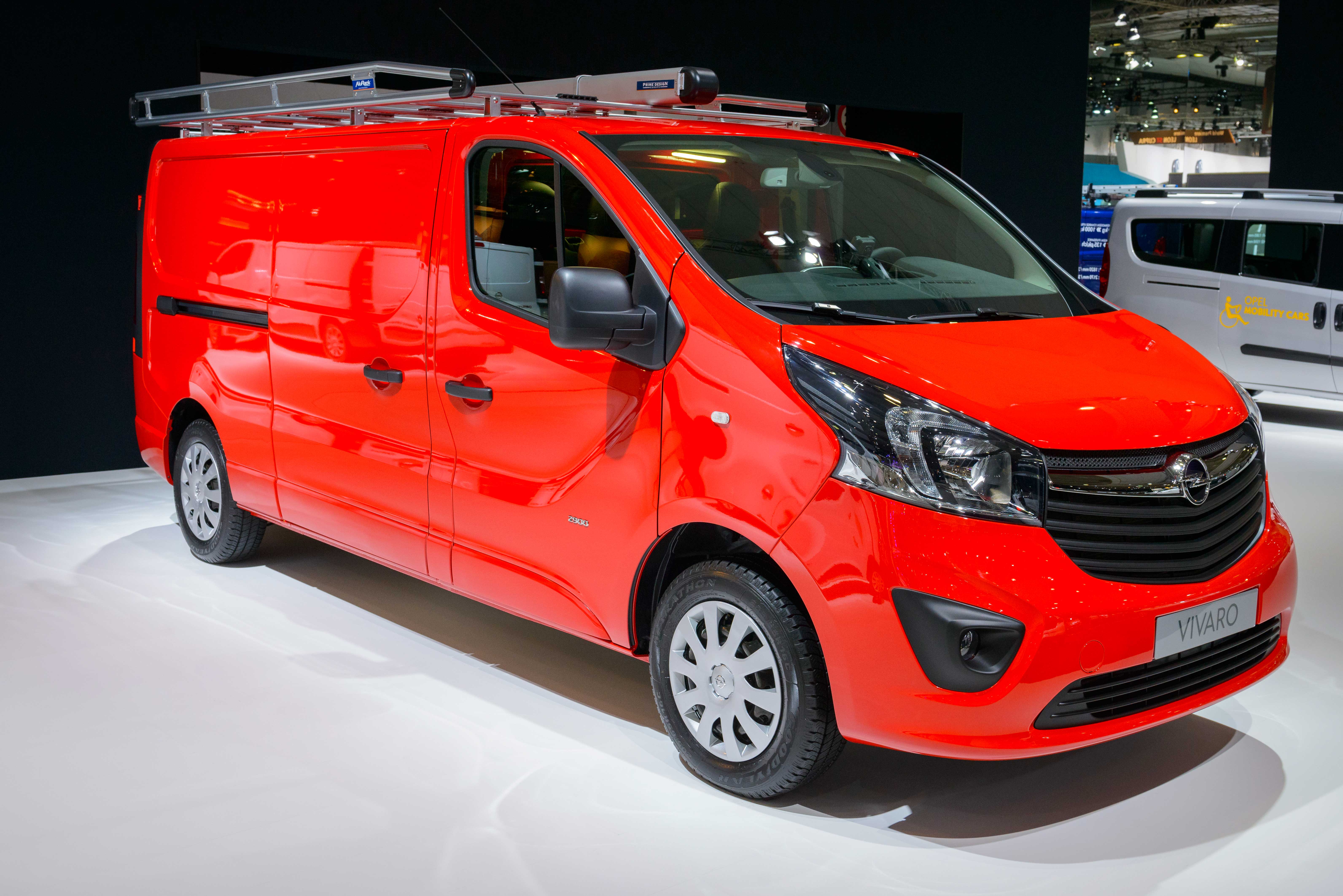 Financial lease of operational lease een Opel Vivaro